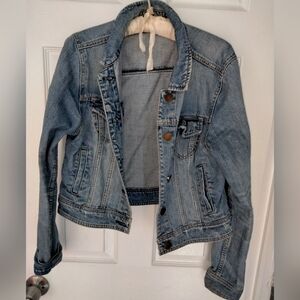 Vintage American Eagle Croppish denim jacket has adjustable band size Large